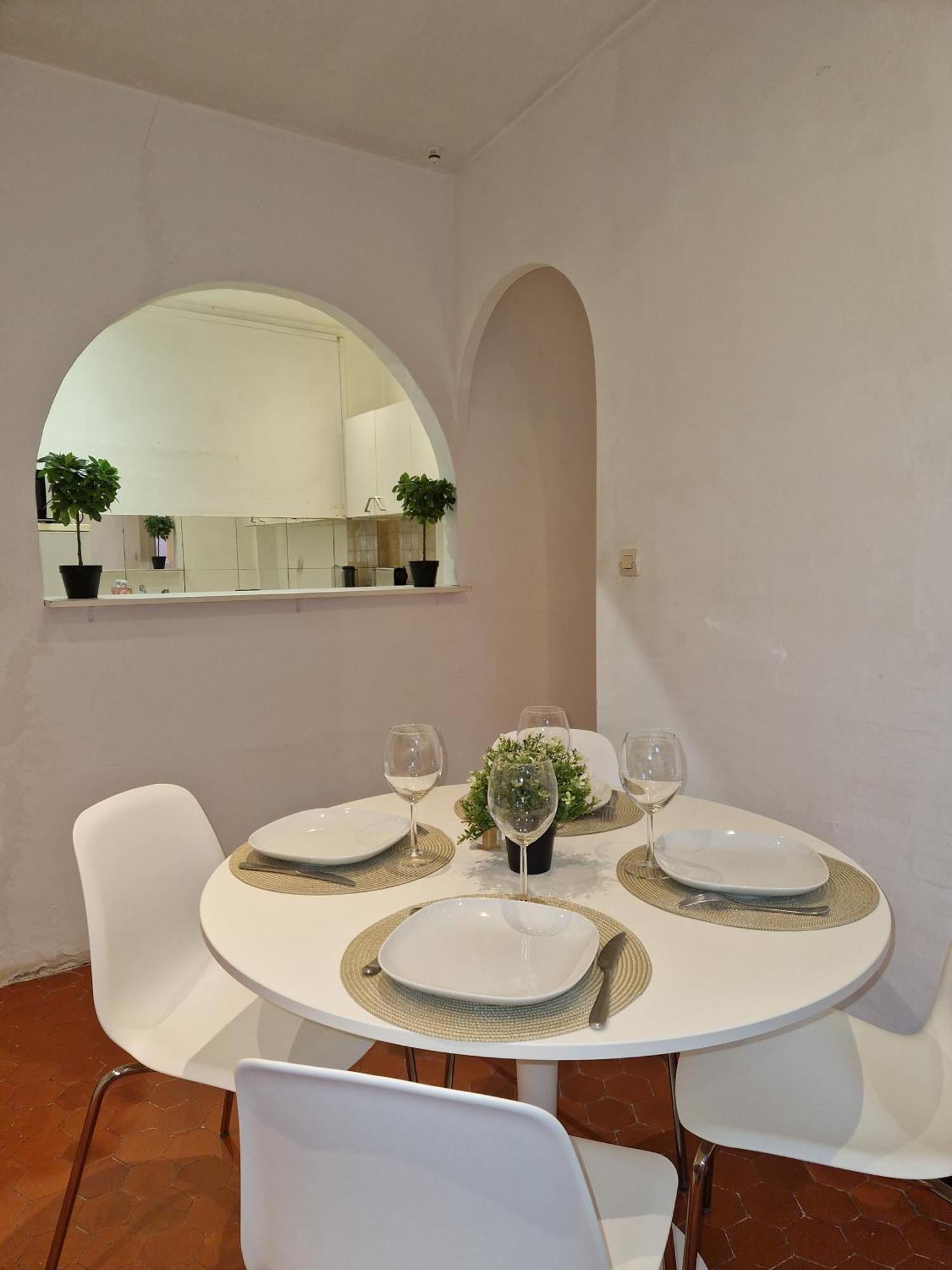 Sublime Appartement 4P Classe Dans Le Vieux-นีซ ภายนอก รูปภาพ