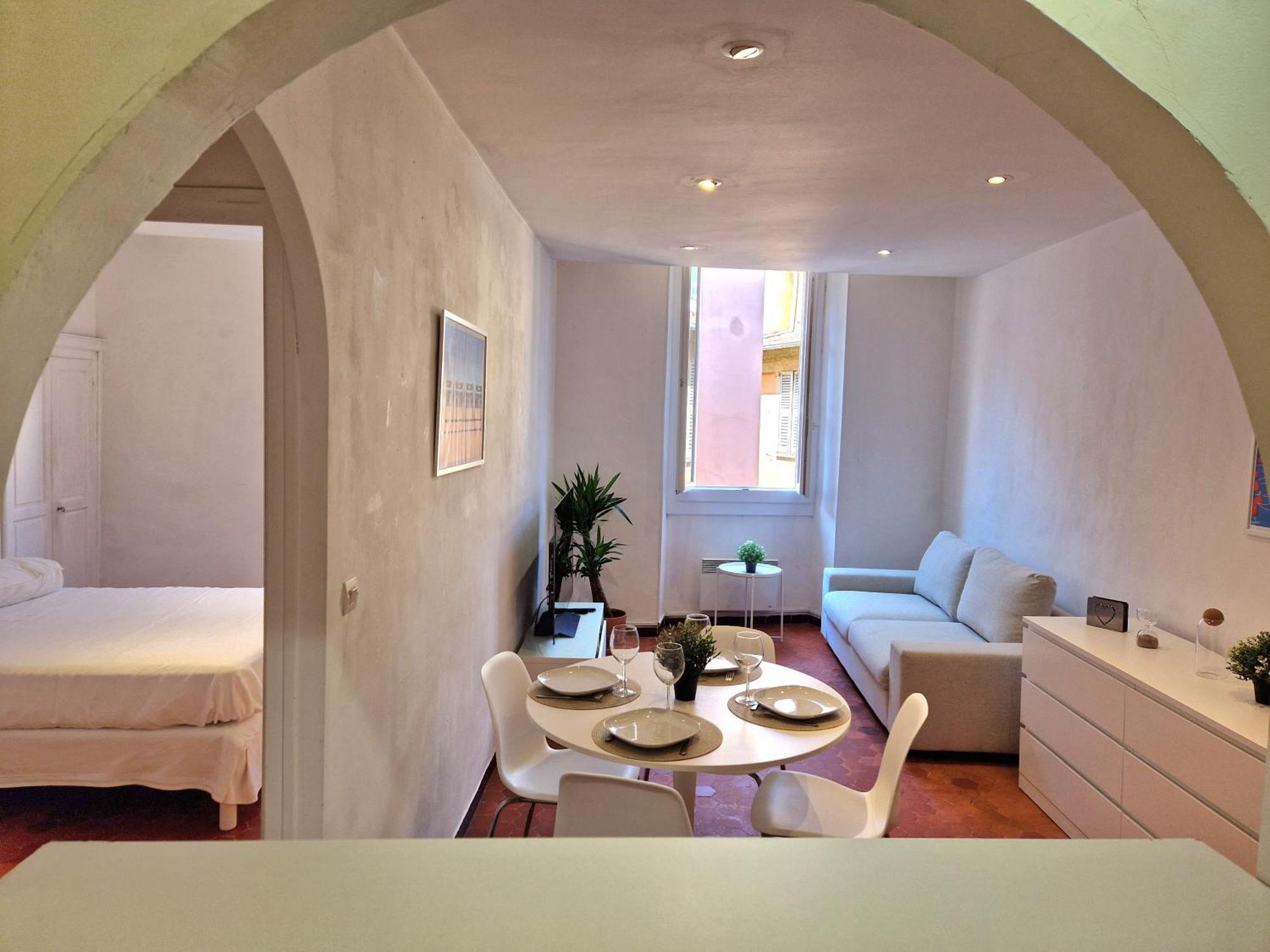 Sublime Appartement 4P Classe Dans Le Vieux-นีซ ภายนอก รูปภาพ
